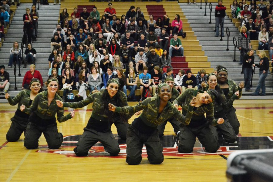 Winter pep assembly unites student body