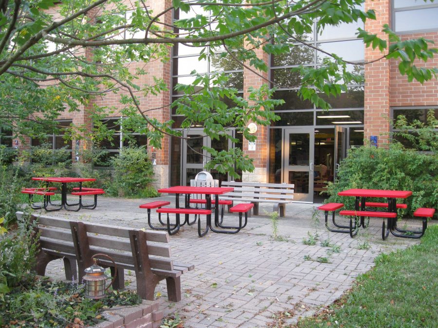 The courtyard currently stands empty throughout the school day (H. Baldacci).