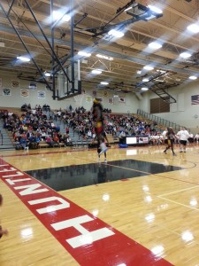Harlem Wizards slam dunk in the Huntley High School Gym (I. Anikamadu).