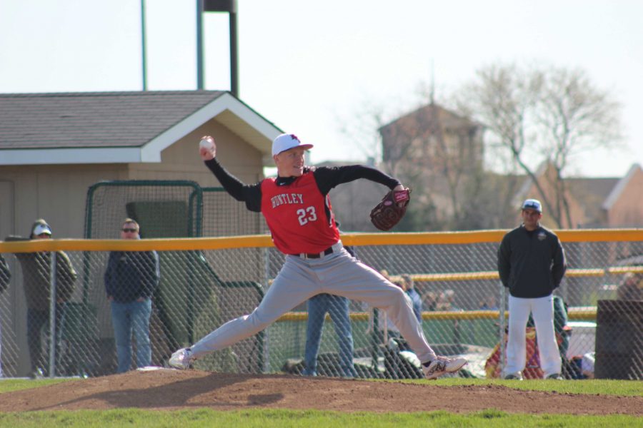 Eric Luecht pitched well despite picking up the loss on Tuesday. (A. Wong)