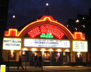 Screen_on_the_green_1