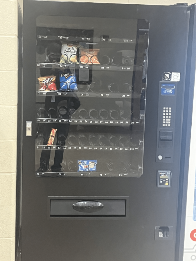 Empty vending machines leave empty stomachs